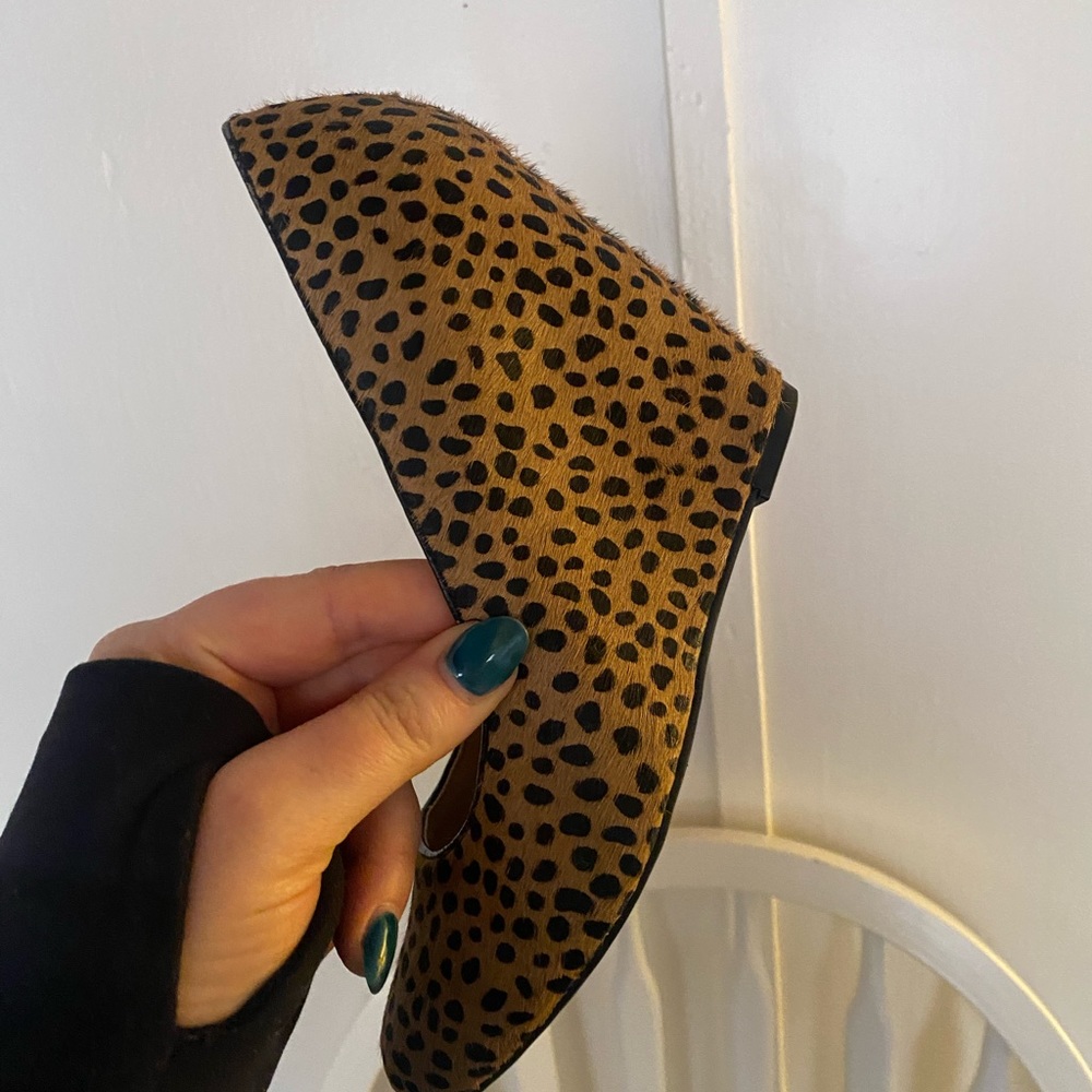 Banana Republic Size 8 Leopard Cheetah Print Genuine Calf Hair Wedge Heel Shoes - Picture 7 of 13